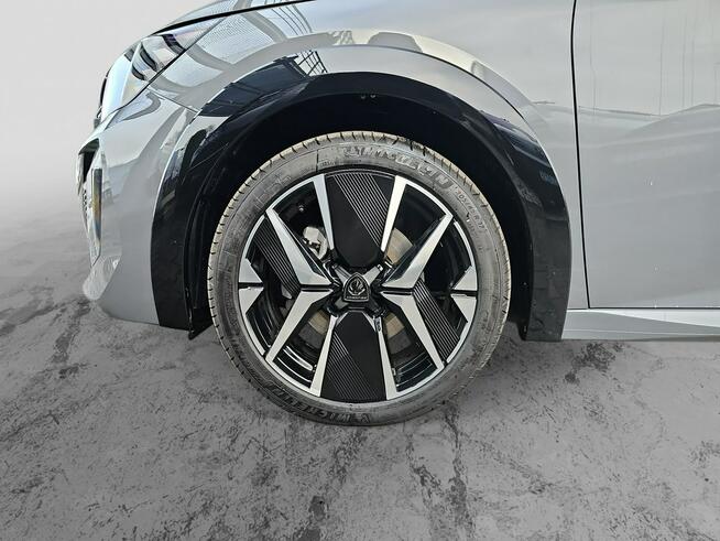 Peugeot 208 GT HYBRID 145KM