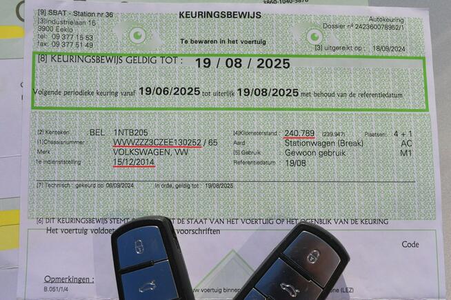 Volkswagen Passat 1.6 TDI Serwis Panoramadach Skóra Kamera Navi Bluetooth NOWE OPONY