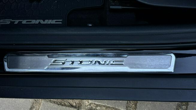 Kia Stonic Automat 120KM Radar Platinium Skóry Podgrz. fot+kiera Szyber Hak