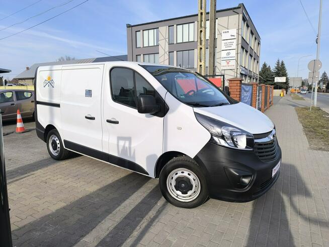 Opel Vivaro 1.6 CDTi 90KM Klimatyzacja Navi Trafic