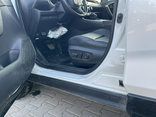 Toyota RAV-4 Selection 4x4 Hybryda Kamera Skóra Podgrzewanie Virtual