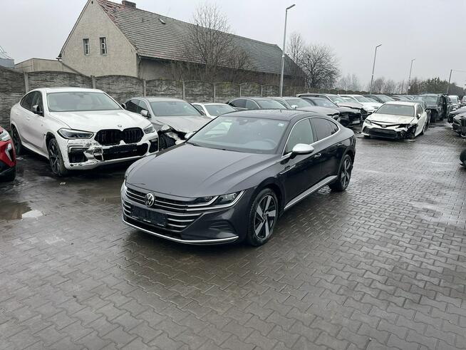 Volkswagen Arteon Elegance DSG Skóra Kamera Szyberdach Podgrz.