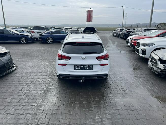 Hyundai i30 1.5l LED HAK Kamera Podgrzewanie Klimatronik