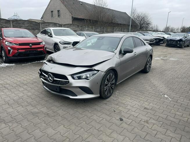 Mercedes CLA 180 Automat Skóra Podgrzewanie Kamera