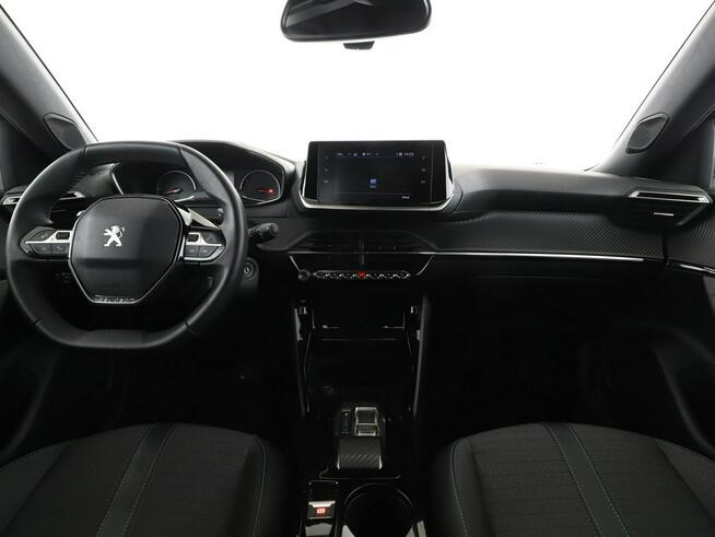 Peugeot 2008 FV23 1.2 Benzyna Allure Nawigacja Tempomat Elektryka Asystenci LED