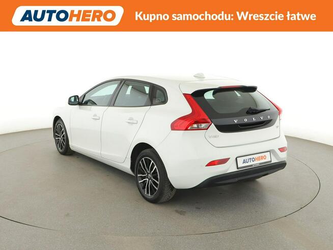Volvo V40 automat full LED navi klima auto czujniki parkowania