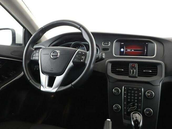 Volvo V40 automat full LED navi klima auto czujniki parkowania