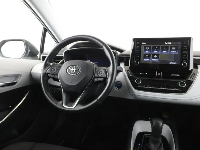 Toyota Corolla FV23% 184KM kamera navi grzane fotele ACC BiLED