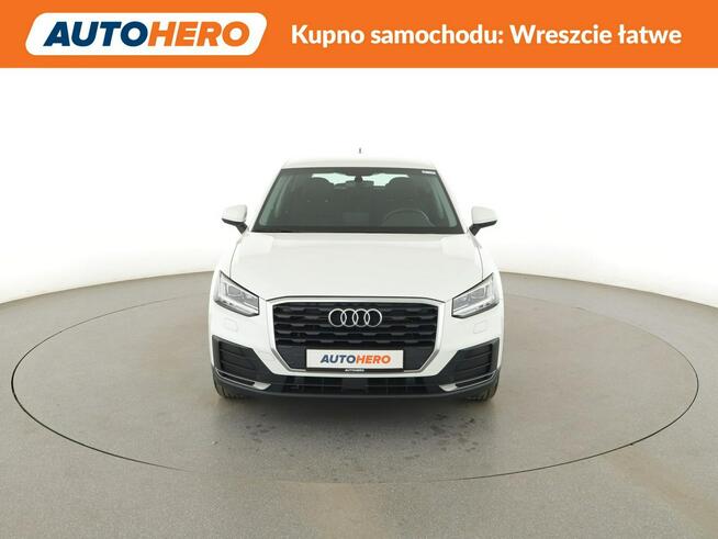 Audi Q2 full LED navi klimatyzacja grzane fotele czujniki parkowania el. klapa