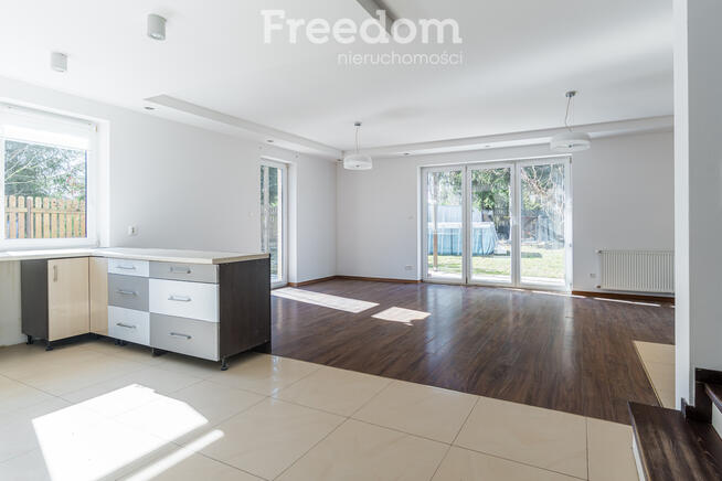 Przestronny dom 167 m z ogrodem blisko Warszawy