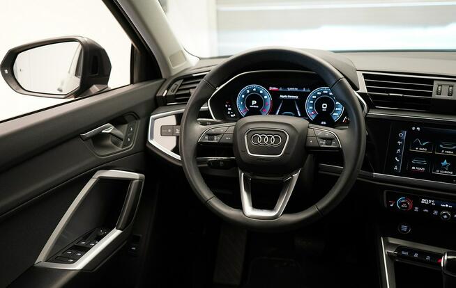Audi Q3 35TFSI 150KM Stronic S-line Kamera LED Virtual Black