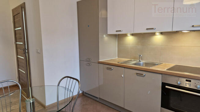 Mokotów, Garażowa, 3 pokoje nowoczesne osiedle