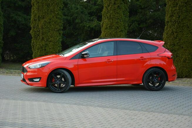 Ford Focus Red Race Pakiet ST Red&Blac Duża Navi Parktronic Grz.kierownica ALU18