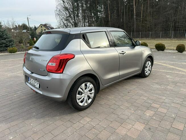 Suzuki Swift Polski Salon