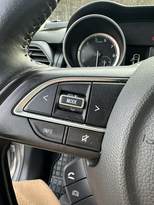 Suzuki Swift Polski Salon