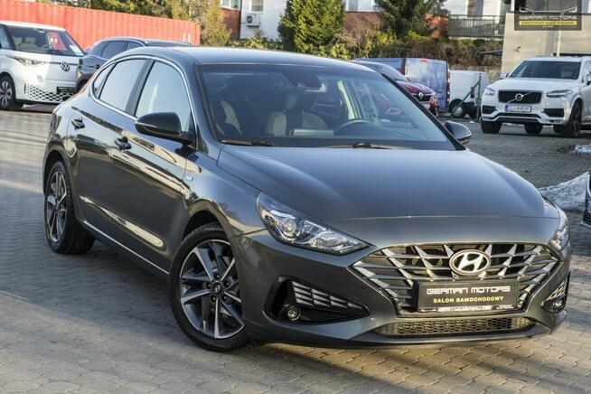 Hyundai i30 FASTBACK / Ledy / Kamera / Podgrzewane fotele / Gwarancja / FV 23%
