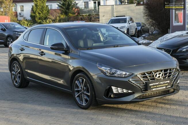 Hyundai i30 FASTBACK / Ledy / Kamera / Podgrzewane fotele / Gwarancja / FV 23%