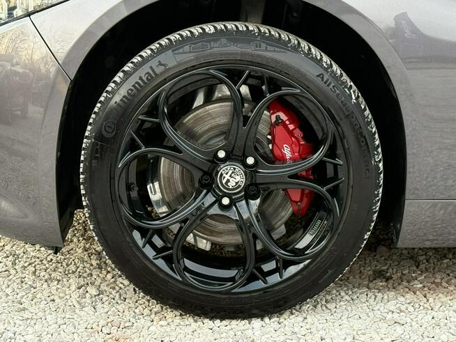 Alfa Romeo Giulia 2.0 Turbo 16V AT8-Q4 Veloce 2023 FV23%