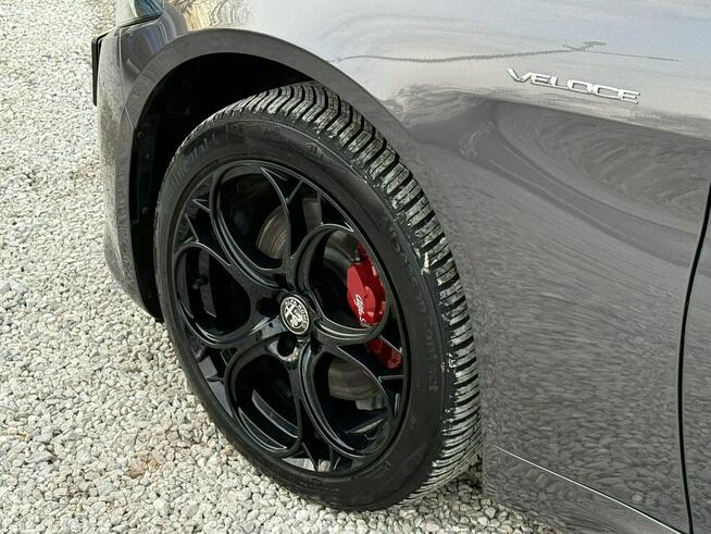 Alfa Romeo Giulia 2.0 Turbo 16V AT8-Q4 Veloce 2023 FV23%