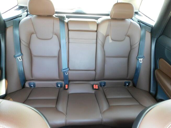 Volvo XC 60 z Gwarancją Bezwypadkowe 100% Model 2020r