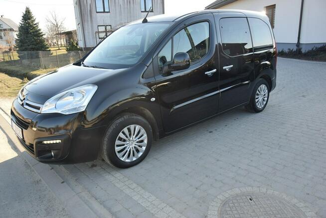 Citroen Berlingo 1.6HDI 2017r Navi/ Kamera/ Tempomat/ Led/ Nowy Rozrząd/ Sprowadzony