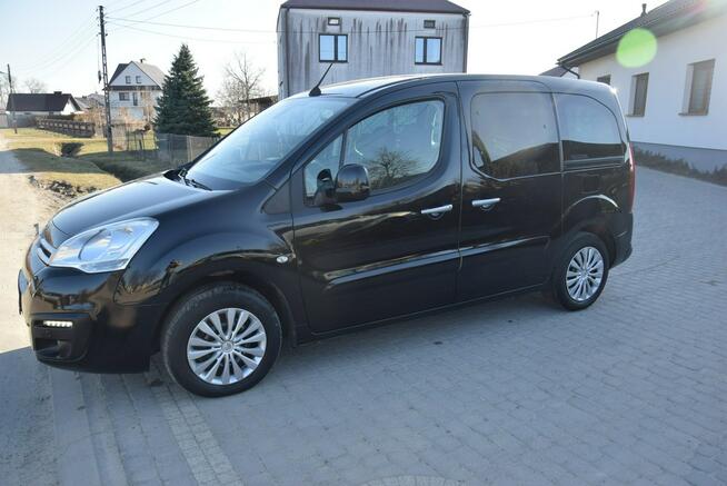 Citroen Berlingo 1.6HDI 2017r Navi/ Kamera/ Tempomat/ Led/ Nowy Rozrząd/ Sprowadzony