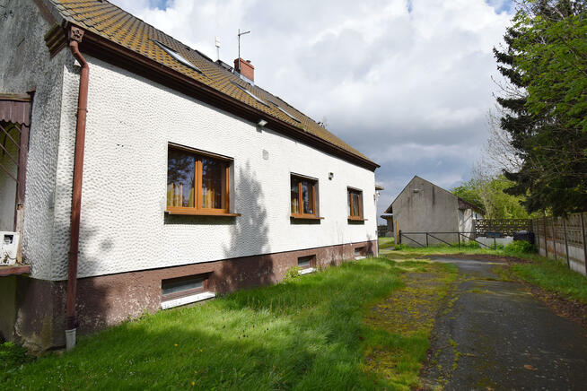 Dom Chróścice gm. Dobrzeń Wielki, Nad Rzeką