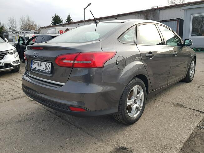 Ford Focus 1,5 TDCi Sedan Salon Polska Klima Zarejestrowany Gwarancja
