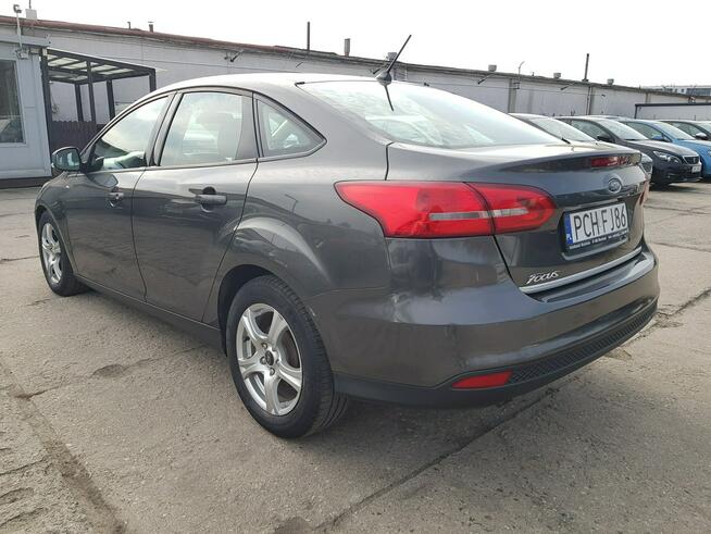 Ford Focus 1,5 TDCi Sedan Salon Polska Klima Zarejestrowany Gwarancja