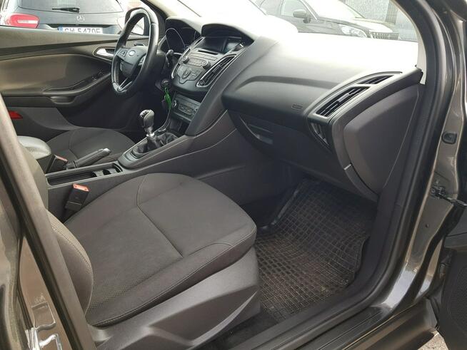 Ford Focus 1,5 TDCi Sedan Salon Polska Klima Zarejestrowany Gwarancja