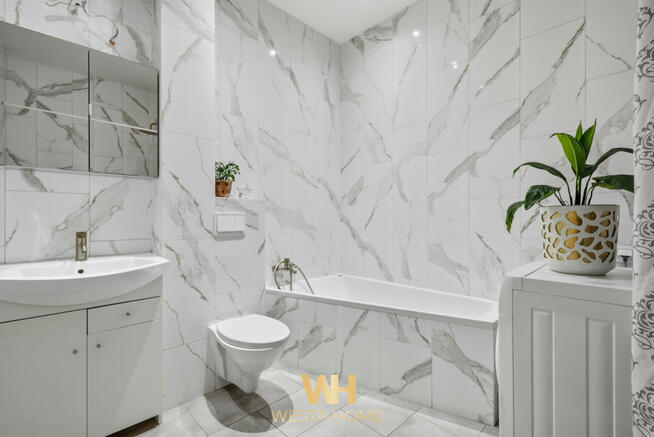 Mieszkanie Izabelin, Henryka Siemiradzkiego