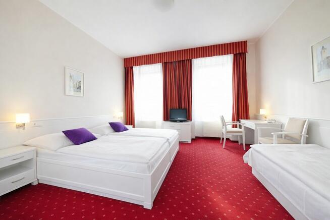 Renowacja i Lakierowanie Mebli, Drzwi, Frontów. Lakiernia Me