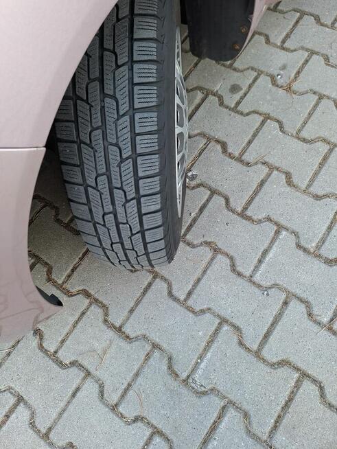 Sprzedam samochód osobowy