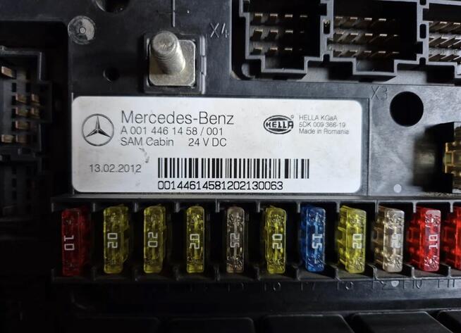 Skrzynka Tablica Modul Plyta bezpiecznikow A0014461458 A0014