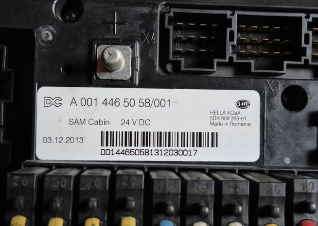 Skrzynka Tablica Modul Plyta bezpiecznikow A0014464858 A0014