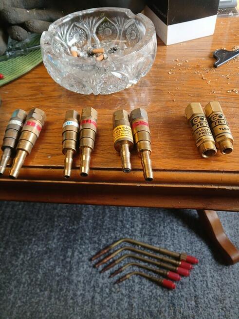 Sprzedam palniki z szybkozłaczkami przypalnikowymi