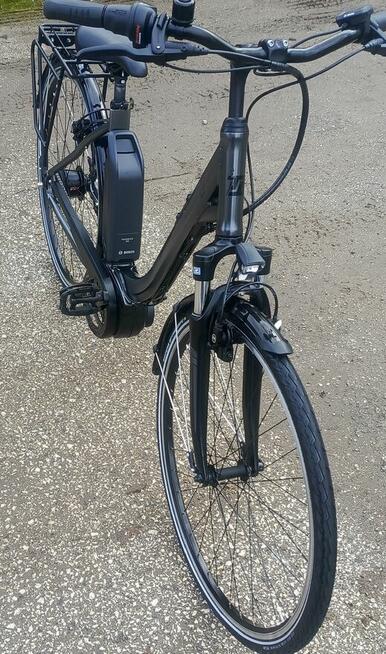 Rower elektryczny TRIUMPH STAN JAK NOWY 30 KM PRZEBIEGU