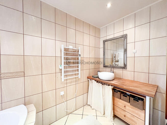 Klimatyczne 4-pokojowe mieszkanie w odrestaurowanej kamienic