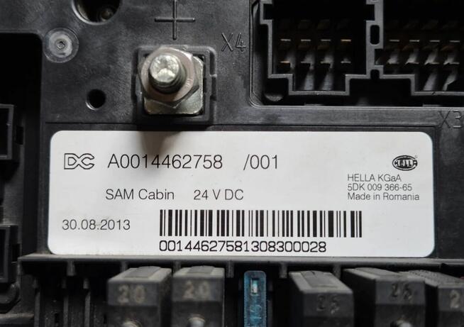 A0014462758 A0014465158 MERCEDES MP4 Skrzynka Tablica Modul