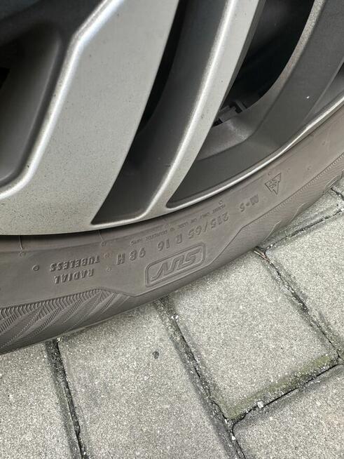 Koła zimowe Nissan uniroyal 215/65/R16