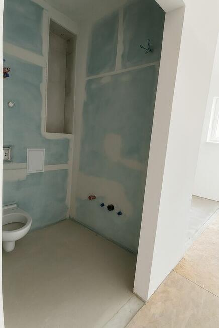 Wyremontowana słoneczna kawalerka z balkonem w centrum