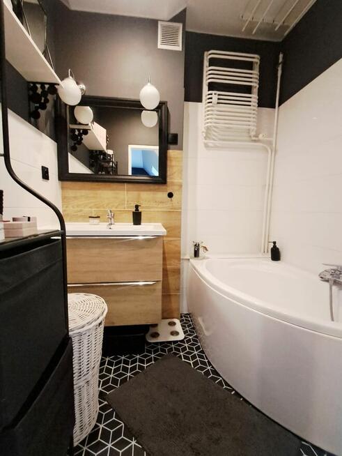 3 pokoje o pow. 52.30m2, IV piętro, klimatyzacja, Kalisz