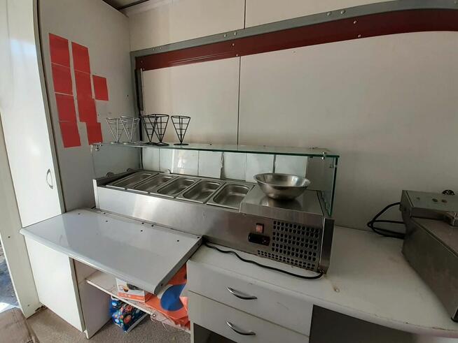 Przyczepa Gastronomiczna z wyposażeniem