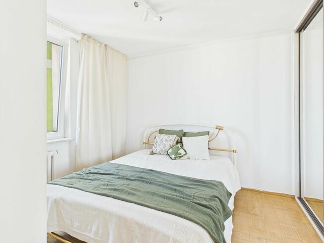 4 pokojowe zadbane mieszkanie z balkonem z panoramą W-wy