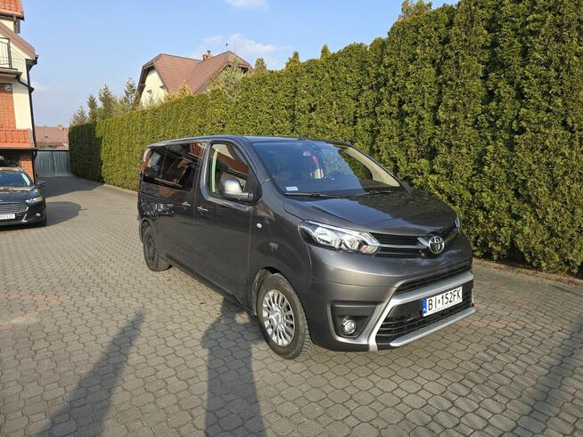 Toyota Proace Verso 9 osób salon polska
