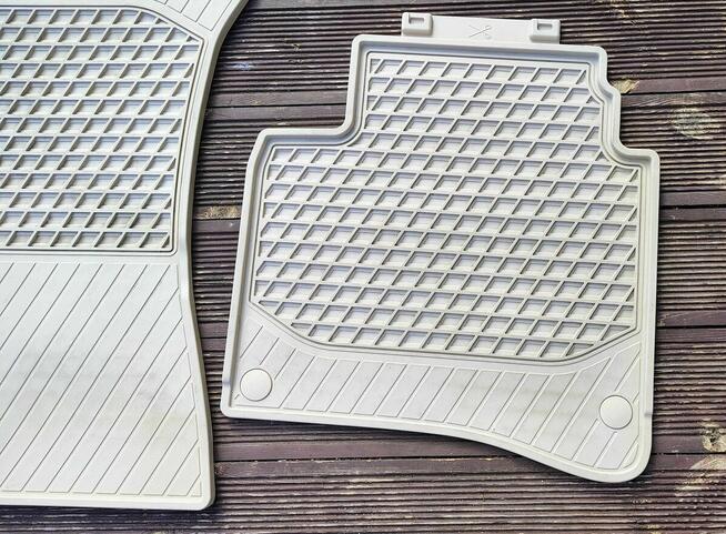 Dywaniki gumowe Mercedes S klasa Long W222-Oryginał-Używane