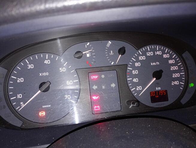 SAMOCHÓD OSOBOWY RENAULT MEGANE (ŁASIEWITY, GM. RZEWNIE)