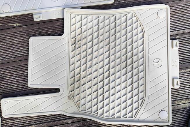 Dywaniki gumowe Mercedes S klasa Long W222-Oryginał-Używane