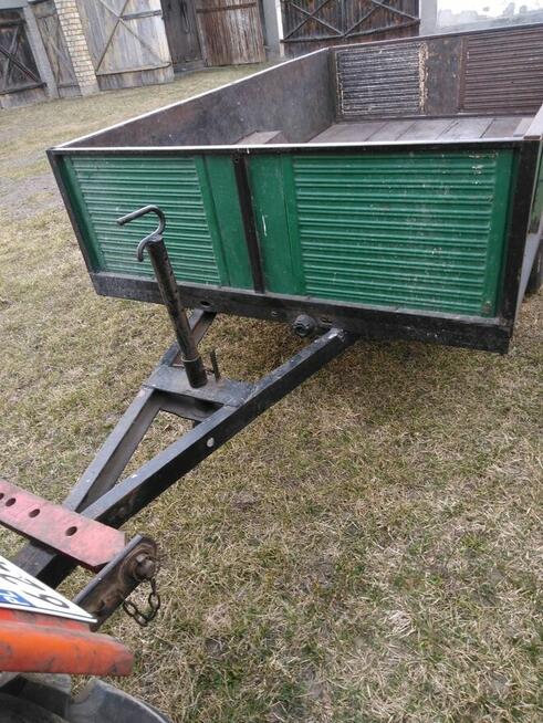 Przyczepa dwukołowa