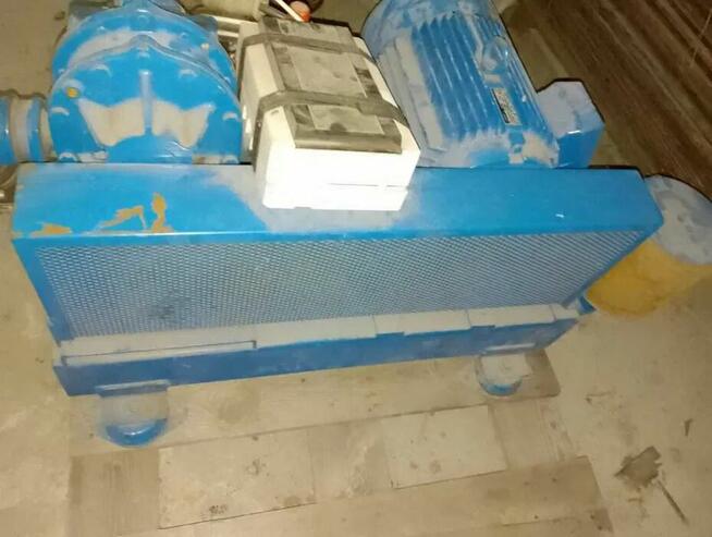 Sprzedam kompresor wydmuchowy śrubowy do zboża